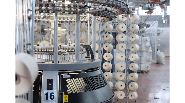 wool-knitting-machine